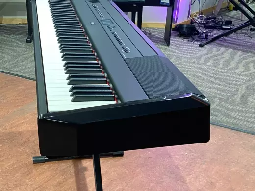 Yamaha P515 B 5